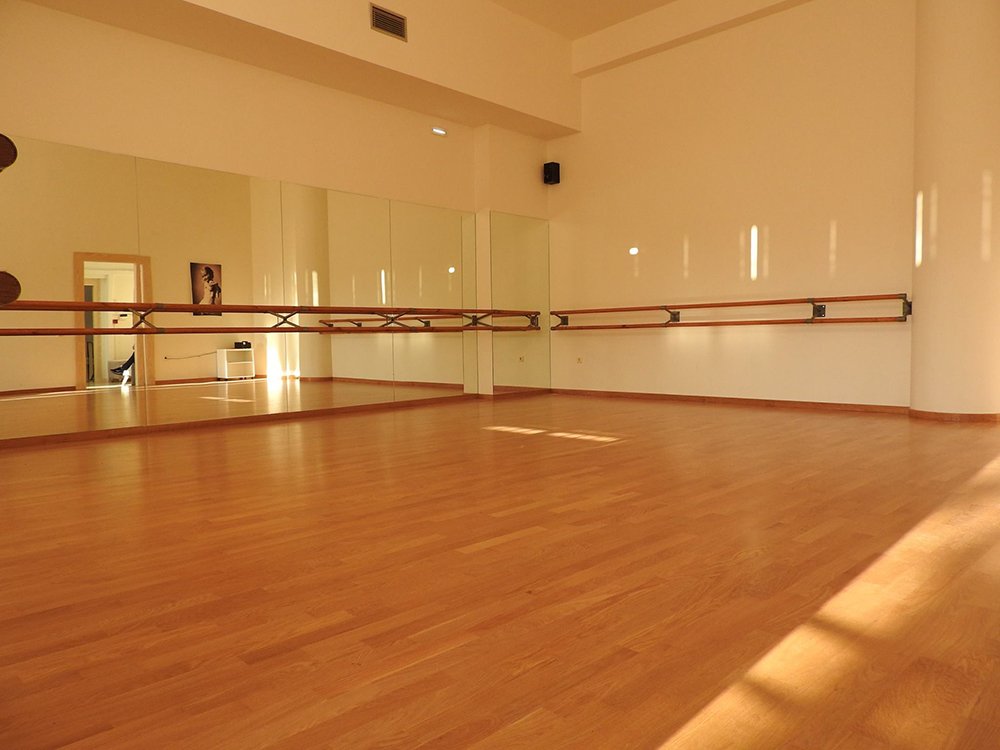 sxoli xorou irakleio xorevein aithousa 1